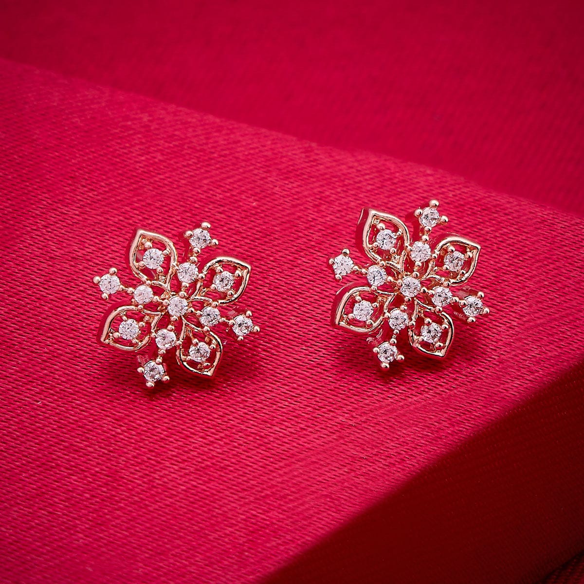 Zircon Earring Zircon Earring 188897