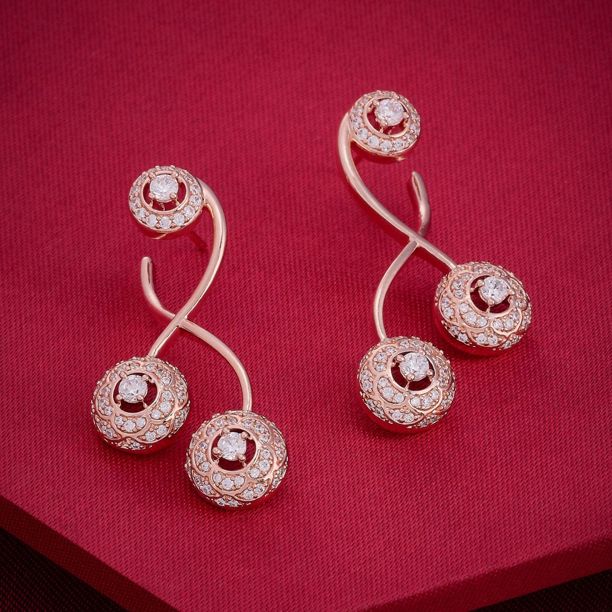 Zircon Earring Zircon Earring 189260