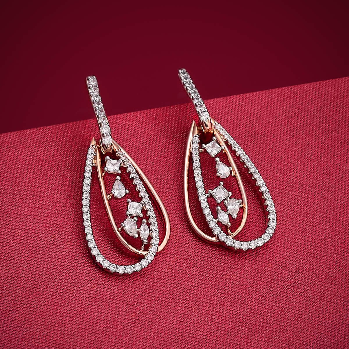 Zircon Earring Zircon Earring 189266