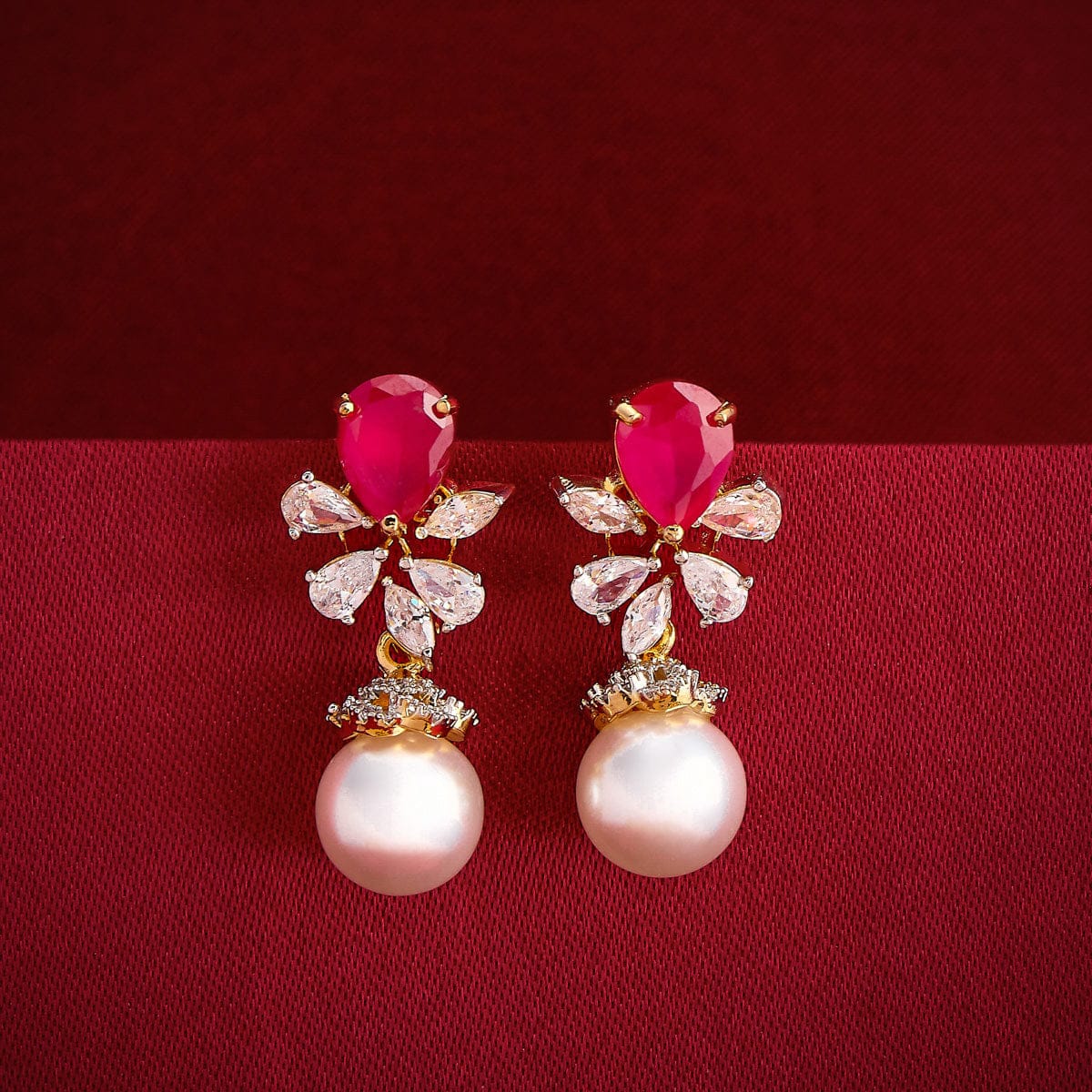 Zircon Earring Zircon Earring 190315