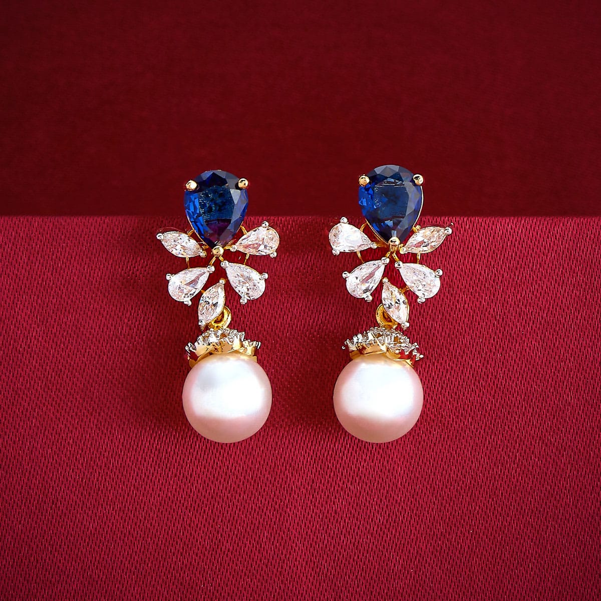 Zircon Earring Zircon Earring 190315