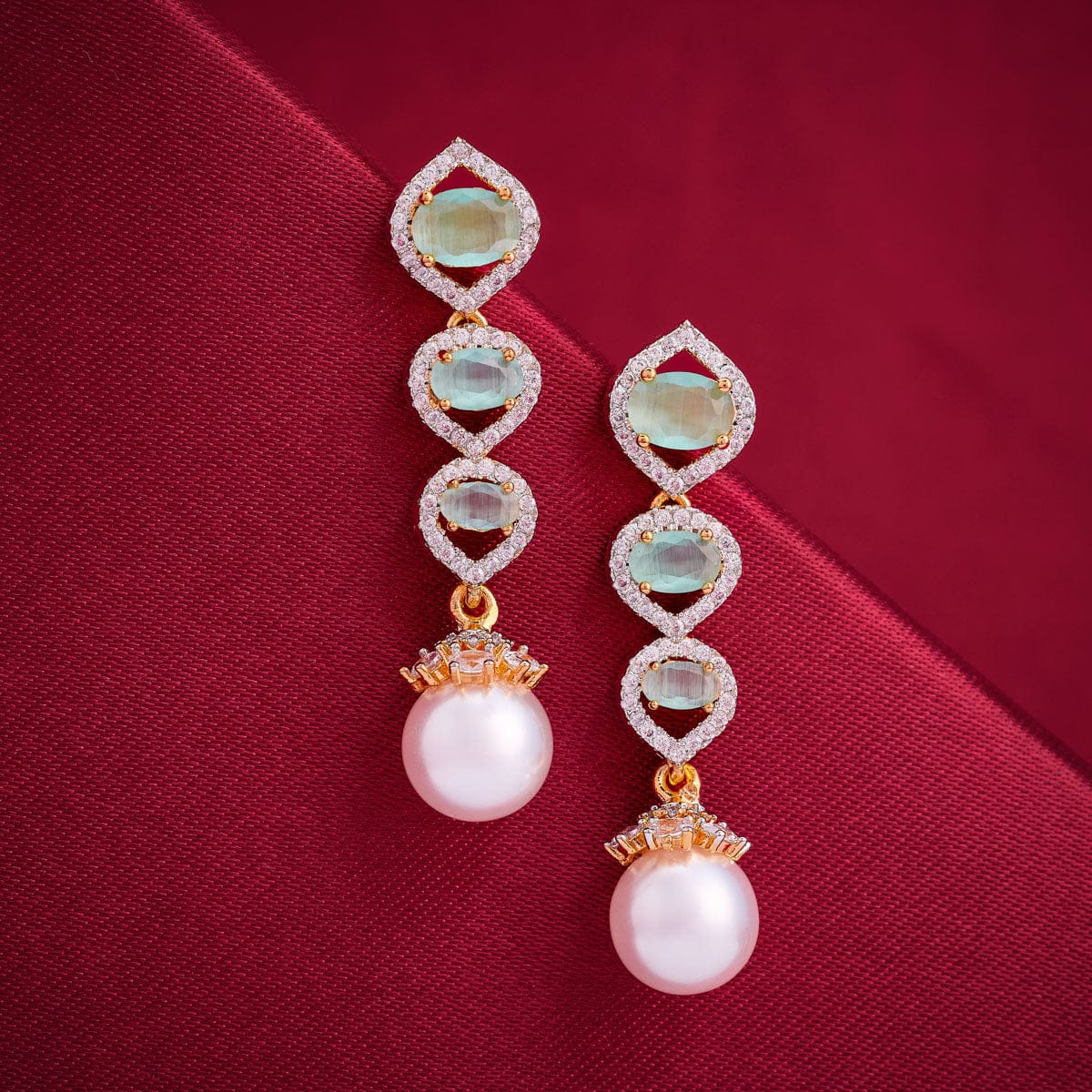 Zircon Earring Zircon Earring 190317