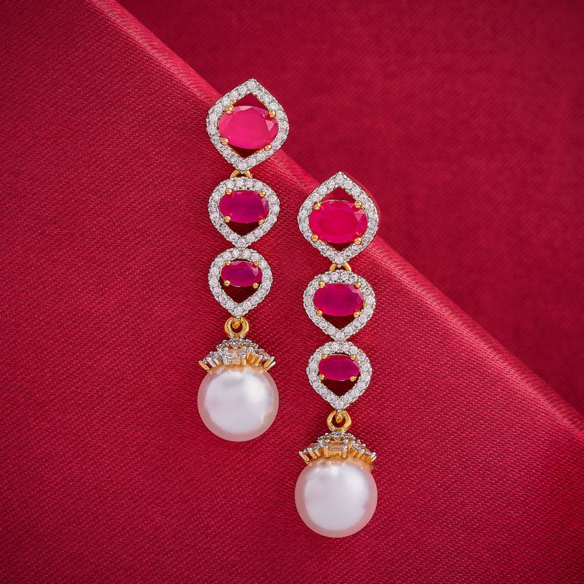 Zircon Earring Zircon Earring 190317