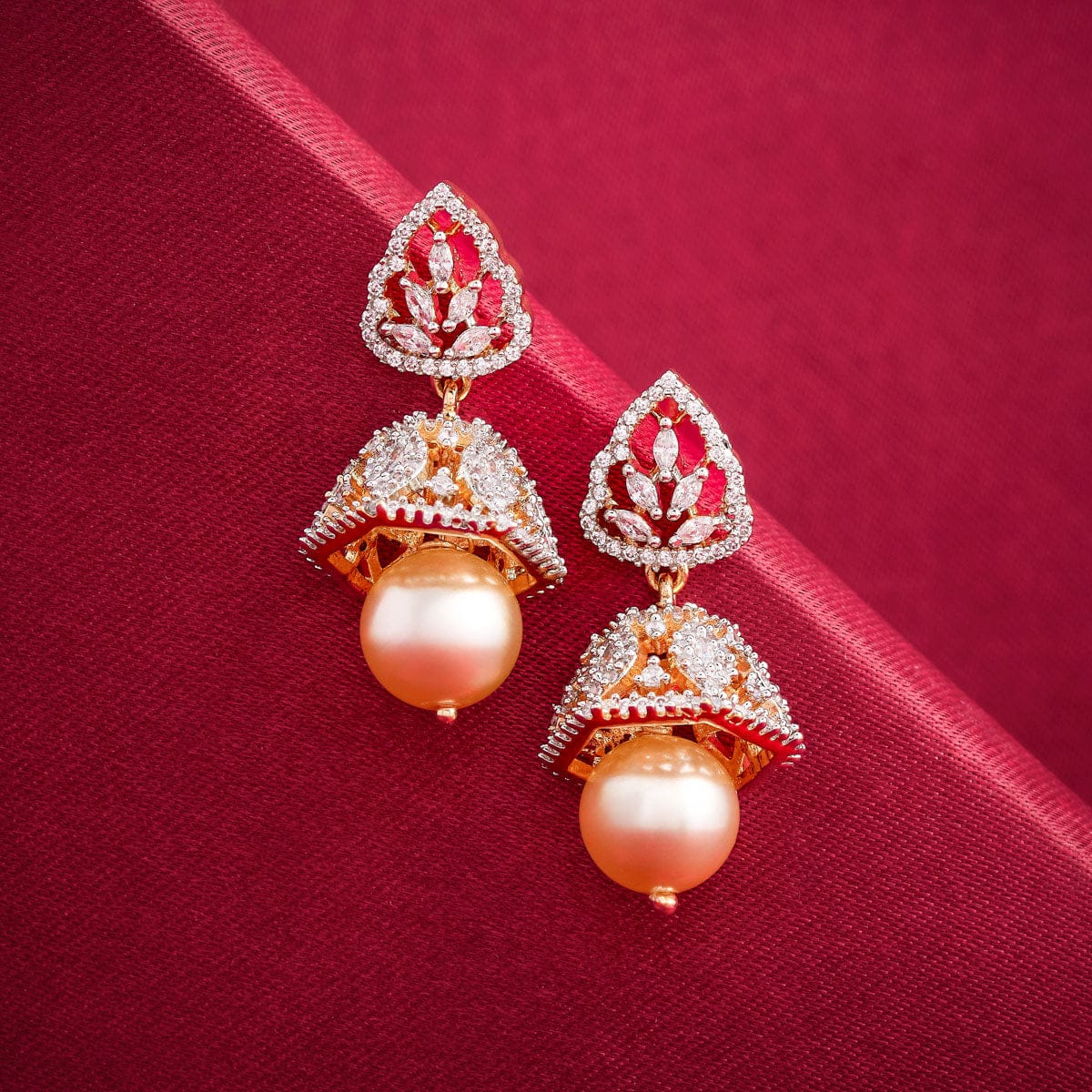 Zircon Earring Zircon Earring 190318