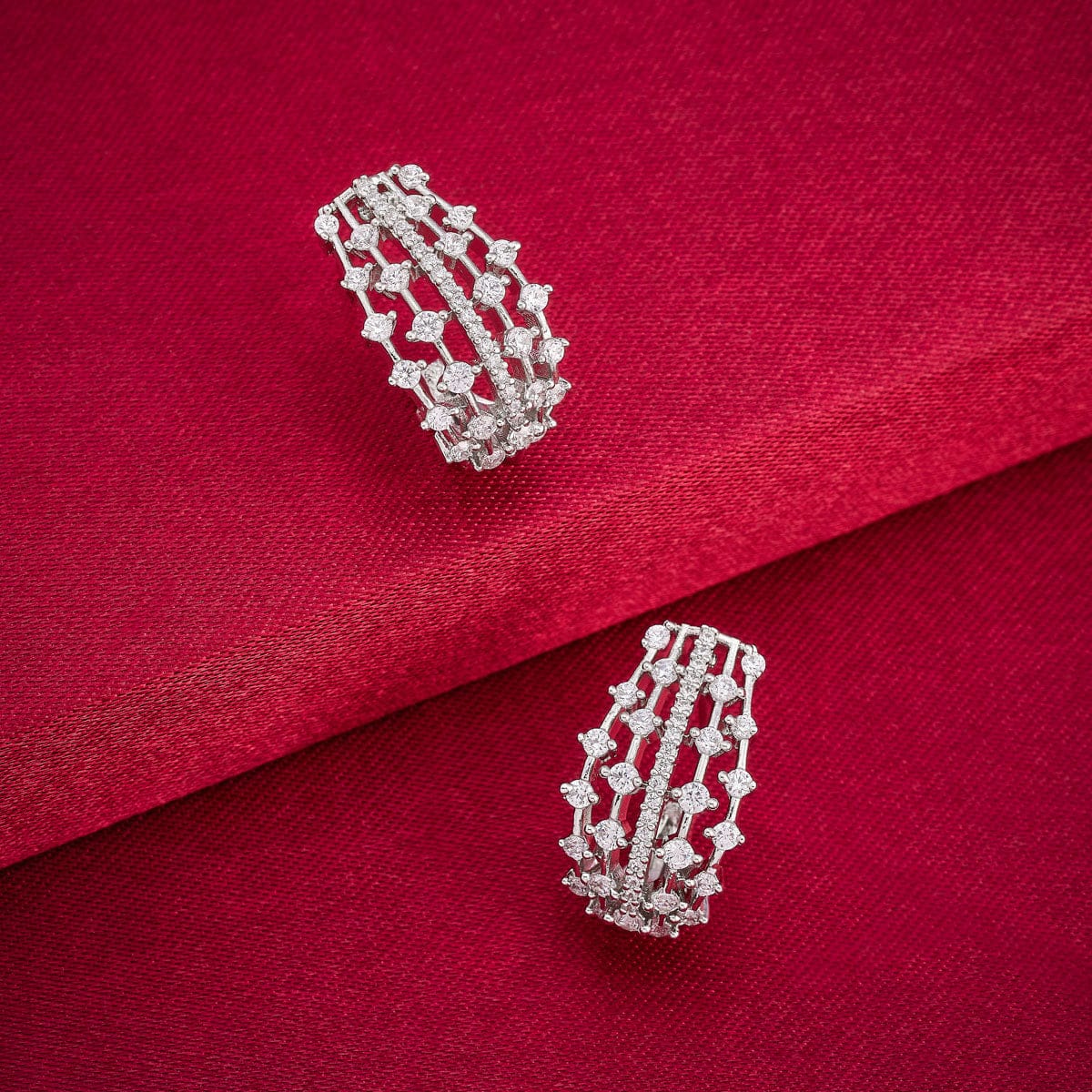 Zircon Earring Zircon Earring 190323