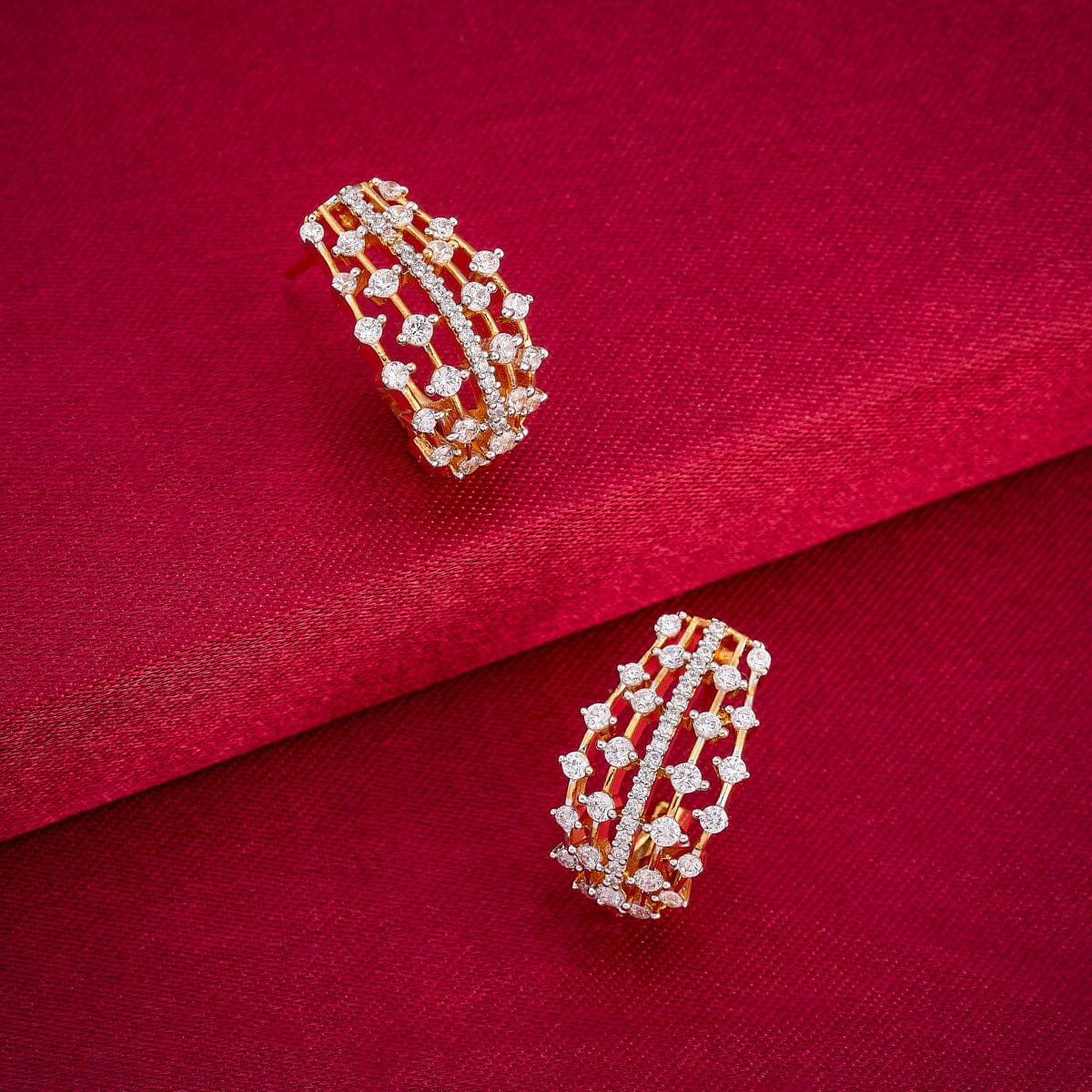 Zircon Earring Zircon Earring 190323