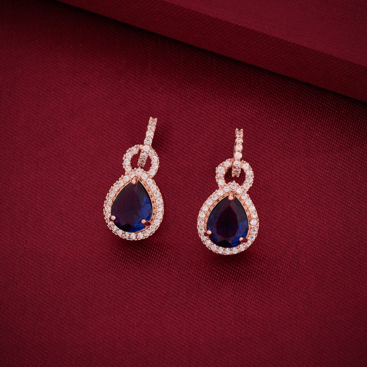 Zircon Earring Zircon Earring 190349