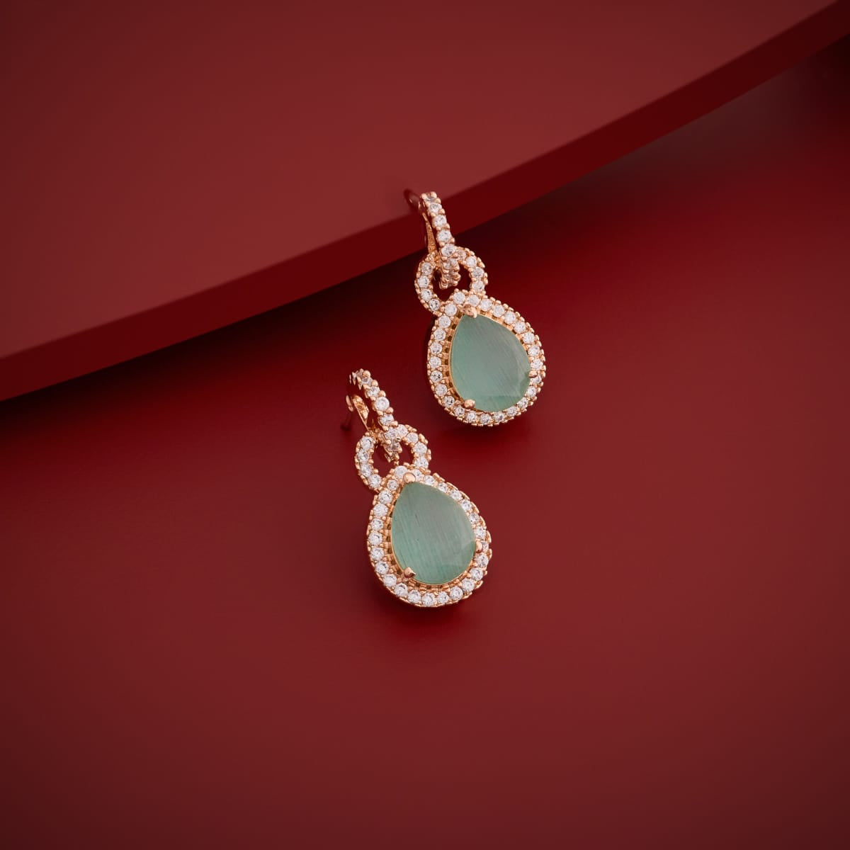 Zircon Earring Zircon Earring 190349