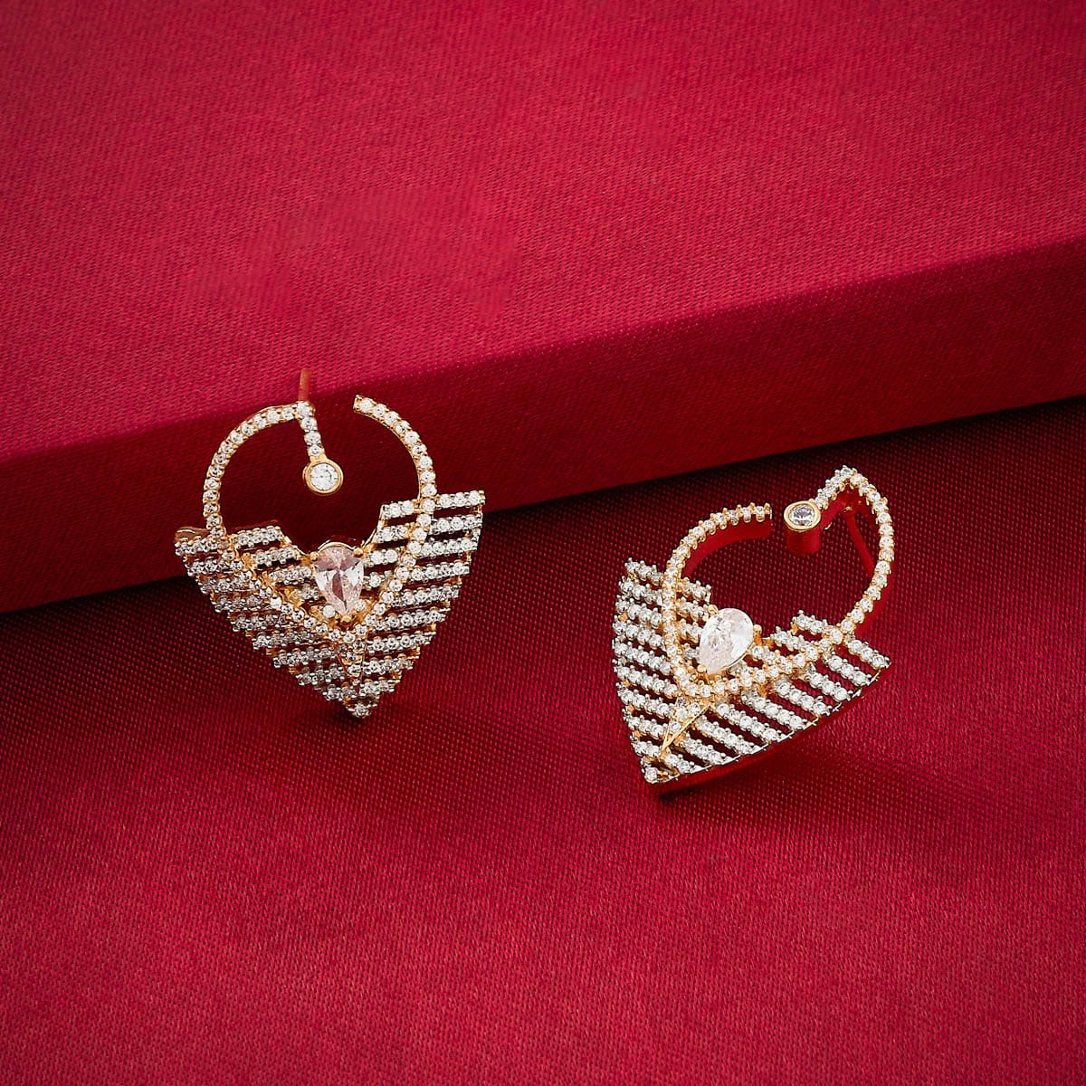 Zircon Earring Zircon Earring 190420