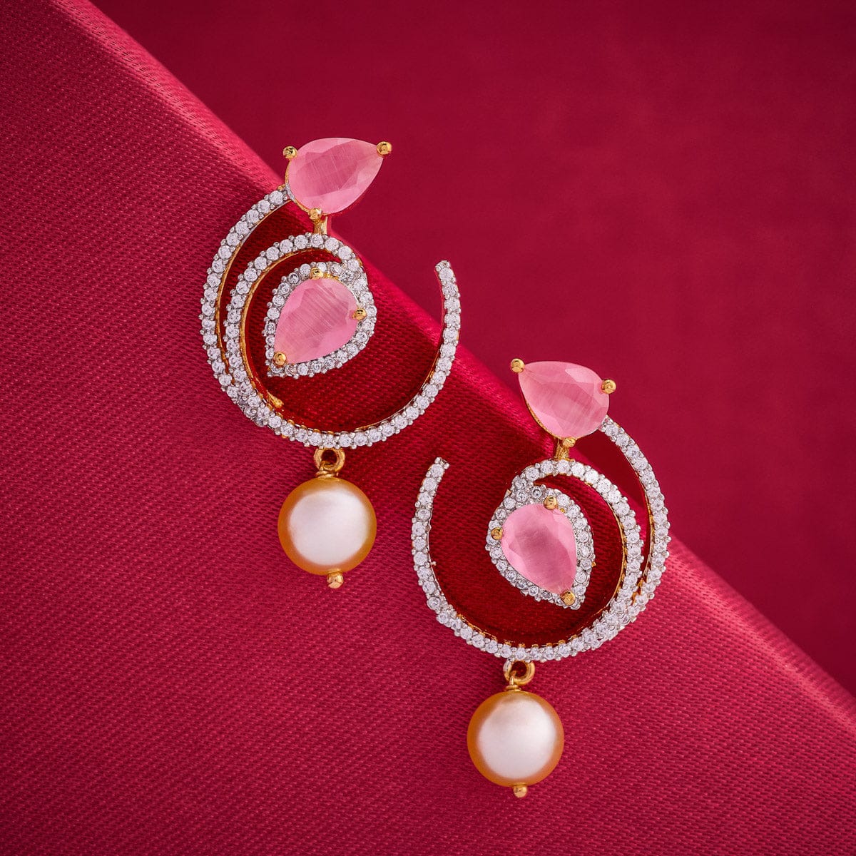 Zircon Earring Zircon Earring 190425