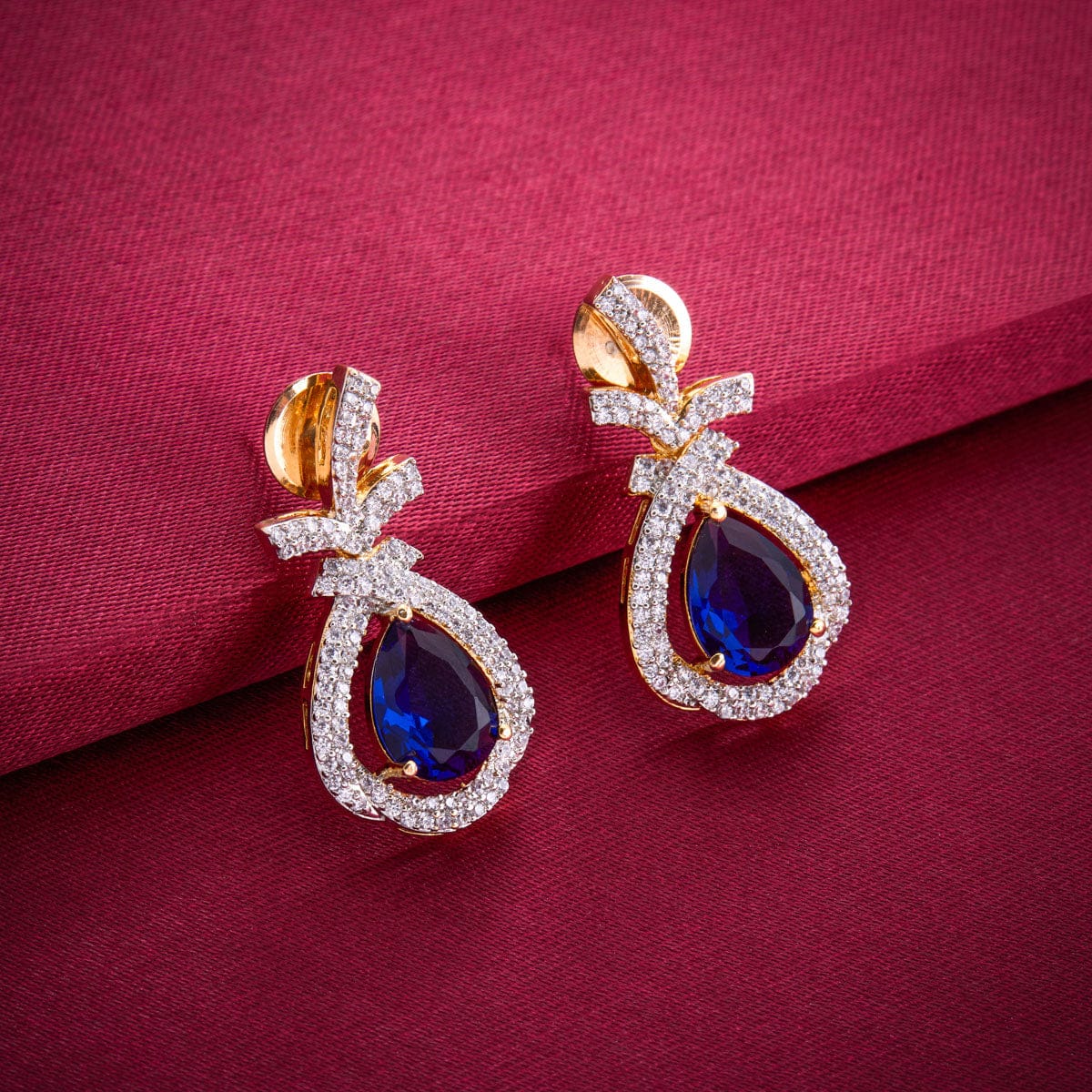 Zircon Earring Zircon Earring 190432