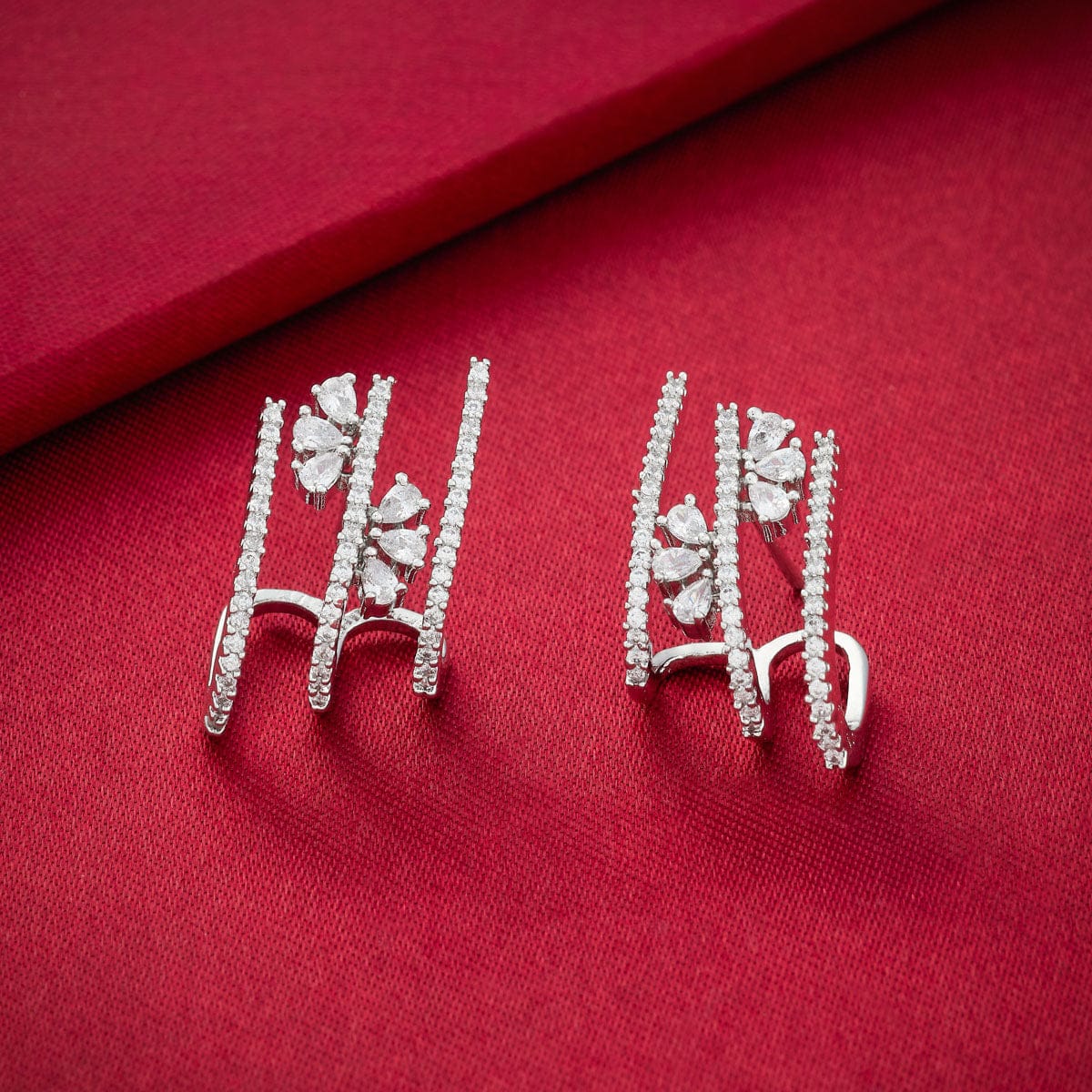 Zircon Earring Zircon Earring 190433