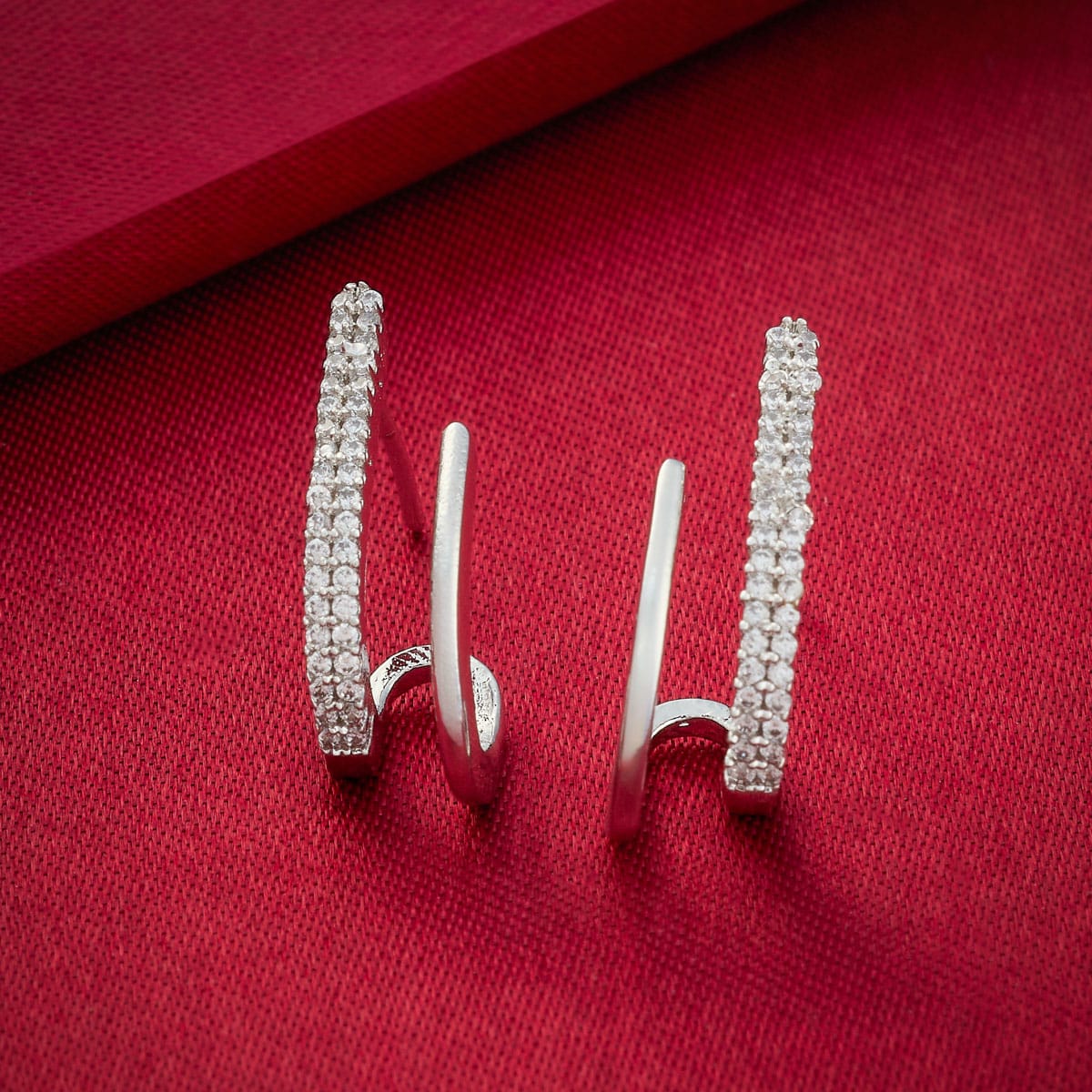 Zircon Earring Zircon Earring 190443