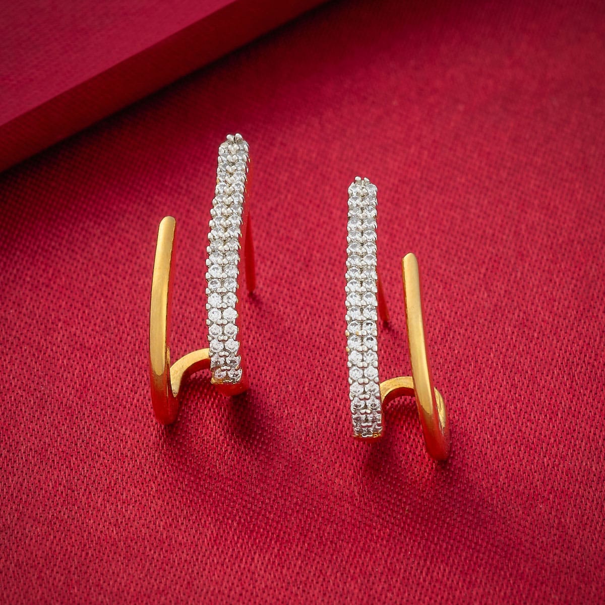 Zircon Earring Zircon Earring 190443