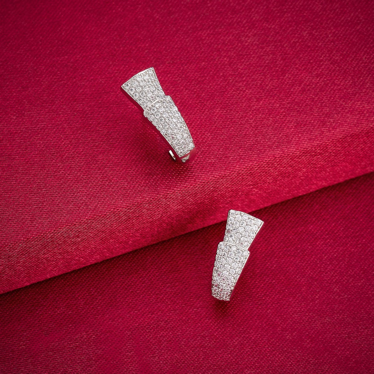 Zircon Earring Zircon Earring 190444