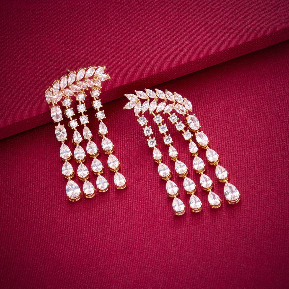 Zircon Earring Zircon Earring 190449