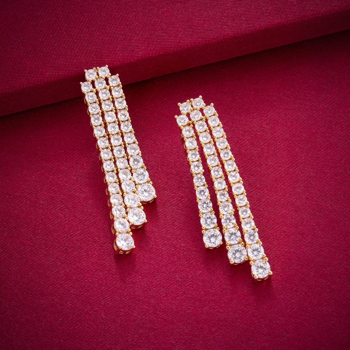 Zircon Earring Zircon Earring 190450
