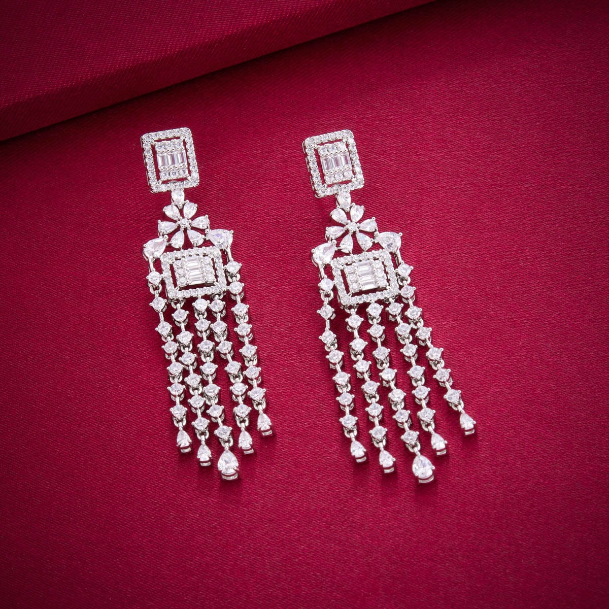 Zircon Earring Zircon Earring 190451