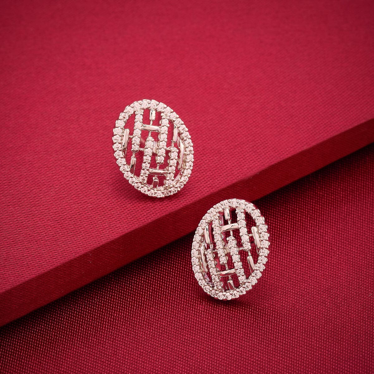 Zircon Earring Zircon Earring 191785