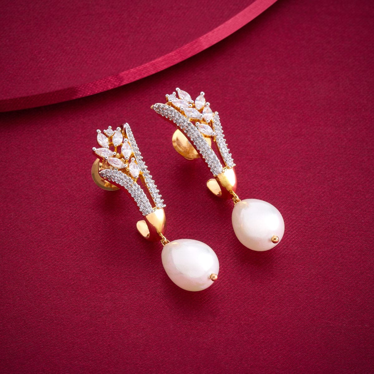 Zircon Earring Zircon Earring 193152