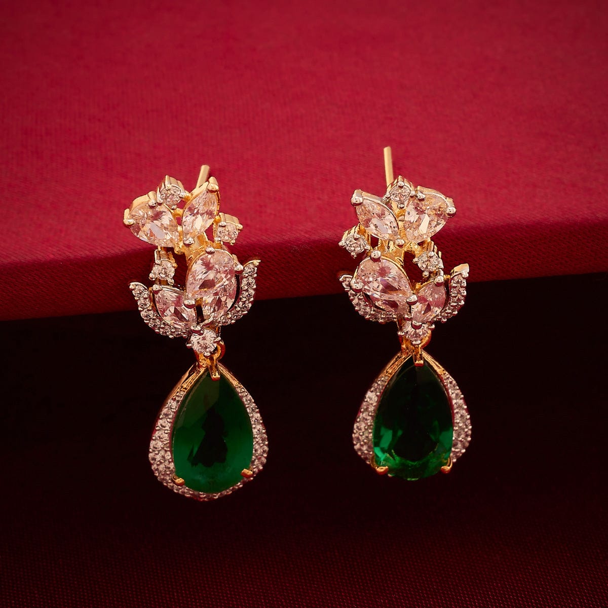 Zircon Earring Zircon Earring 193154