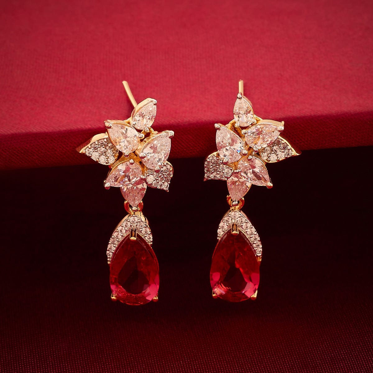 Zircon Earring Zircon Earring 193155