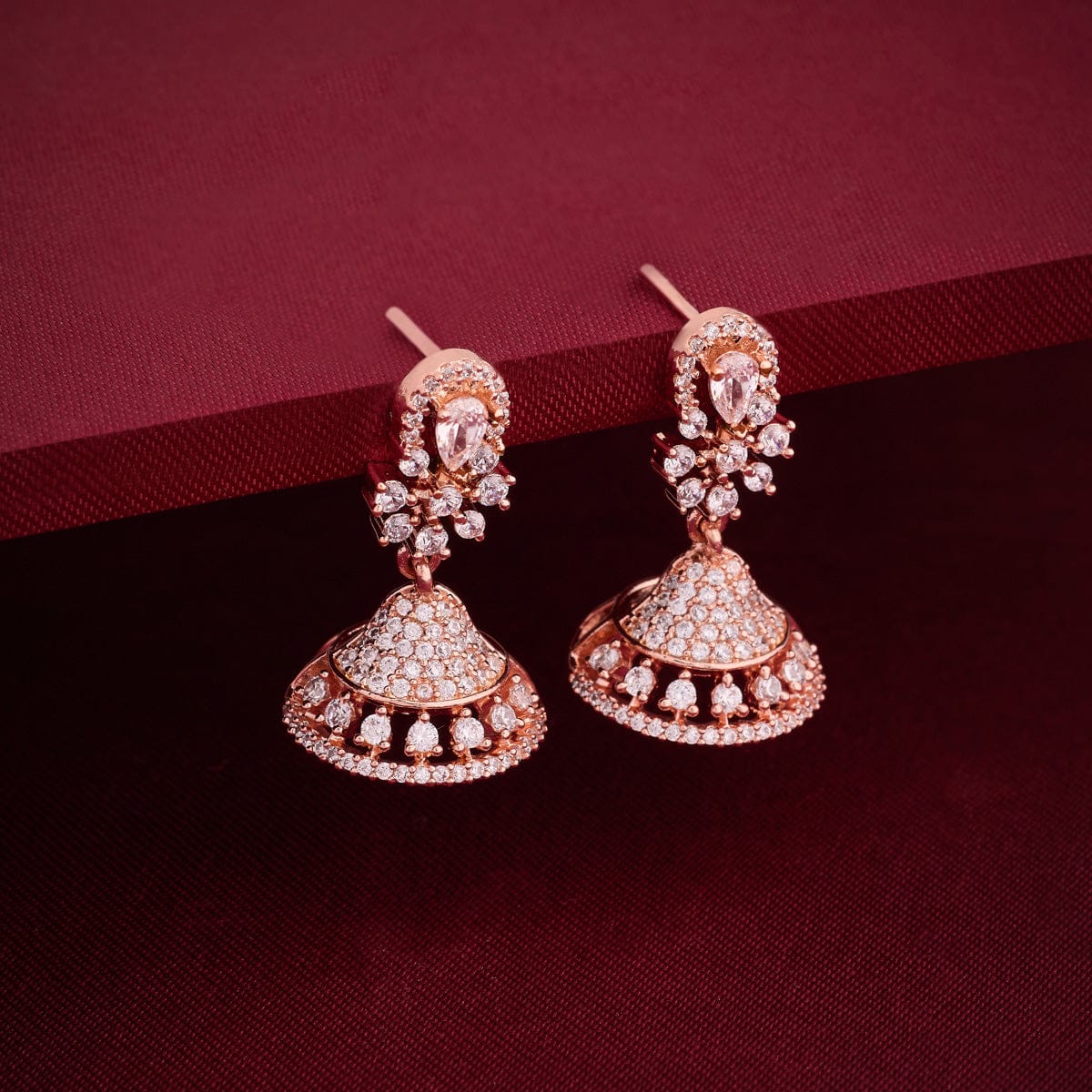Zircon Earring Zircon Earring 193163