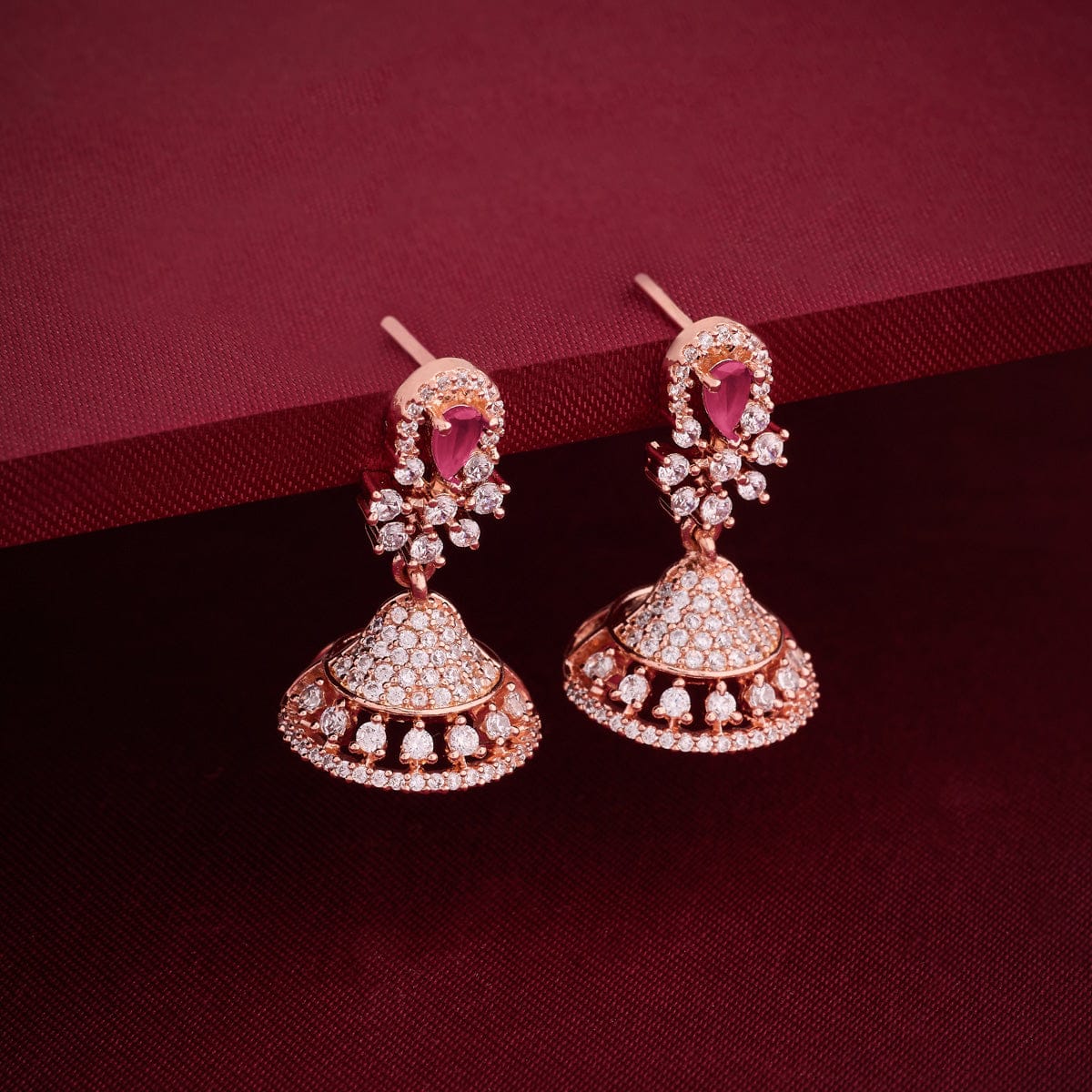 Zircon Earring Zircon Earring 193163