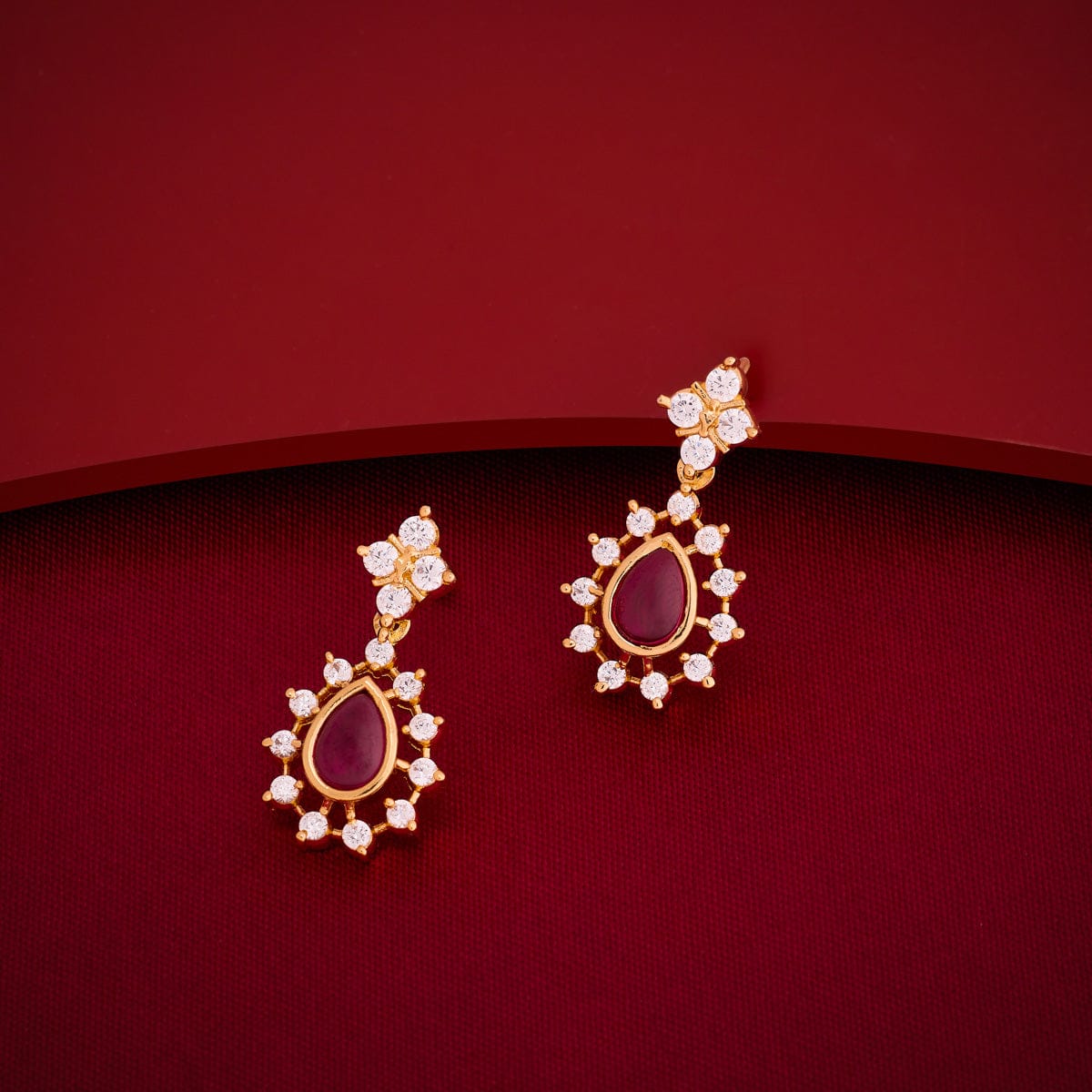 Zircon Earring Zircon Earring 193182