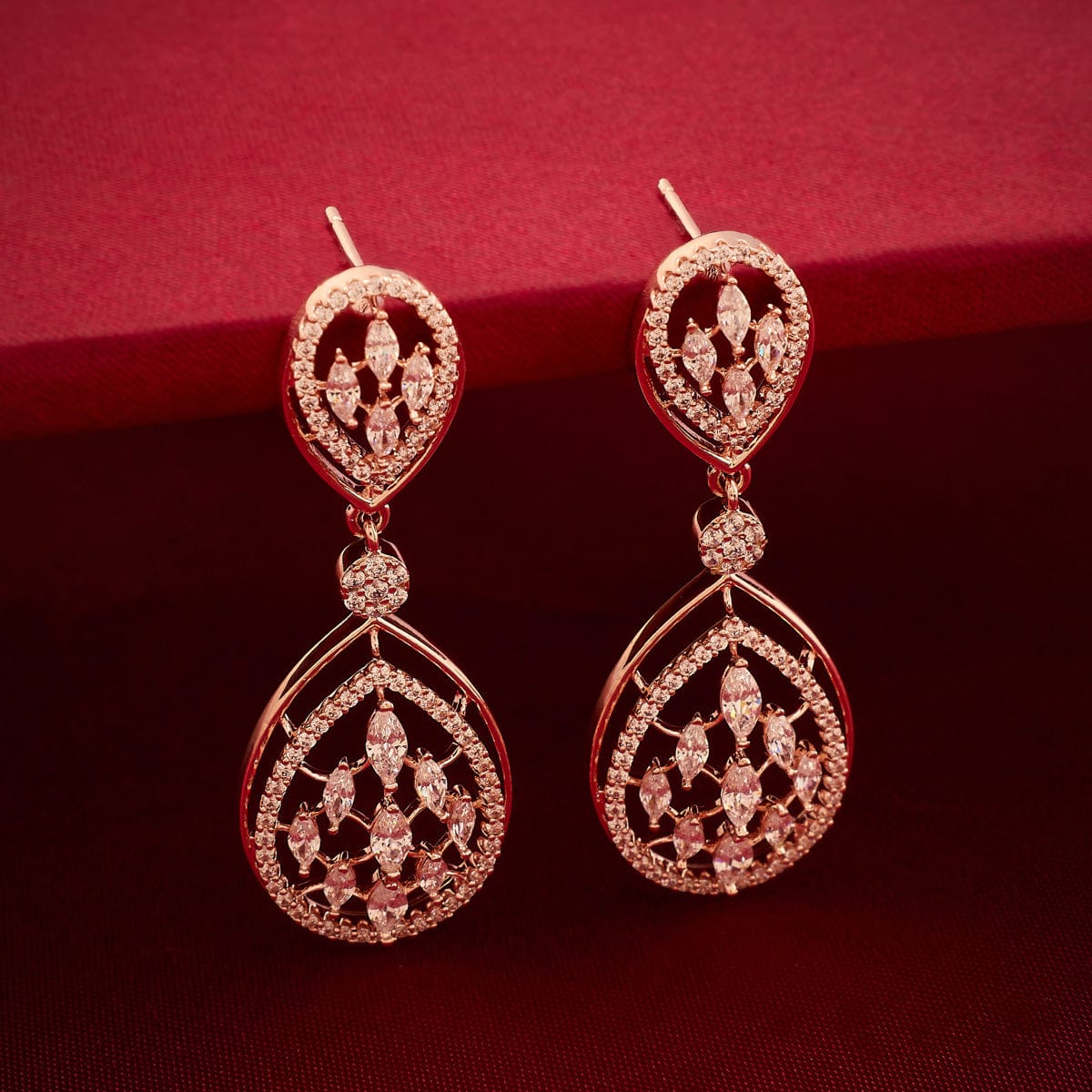 Zircon Earring Zircon Earring 193186