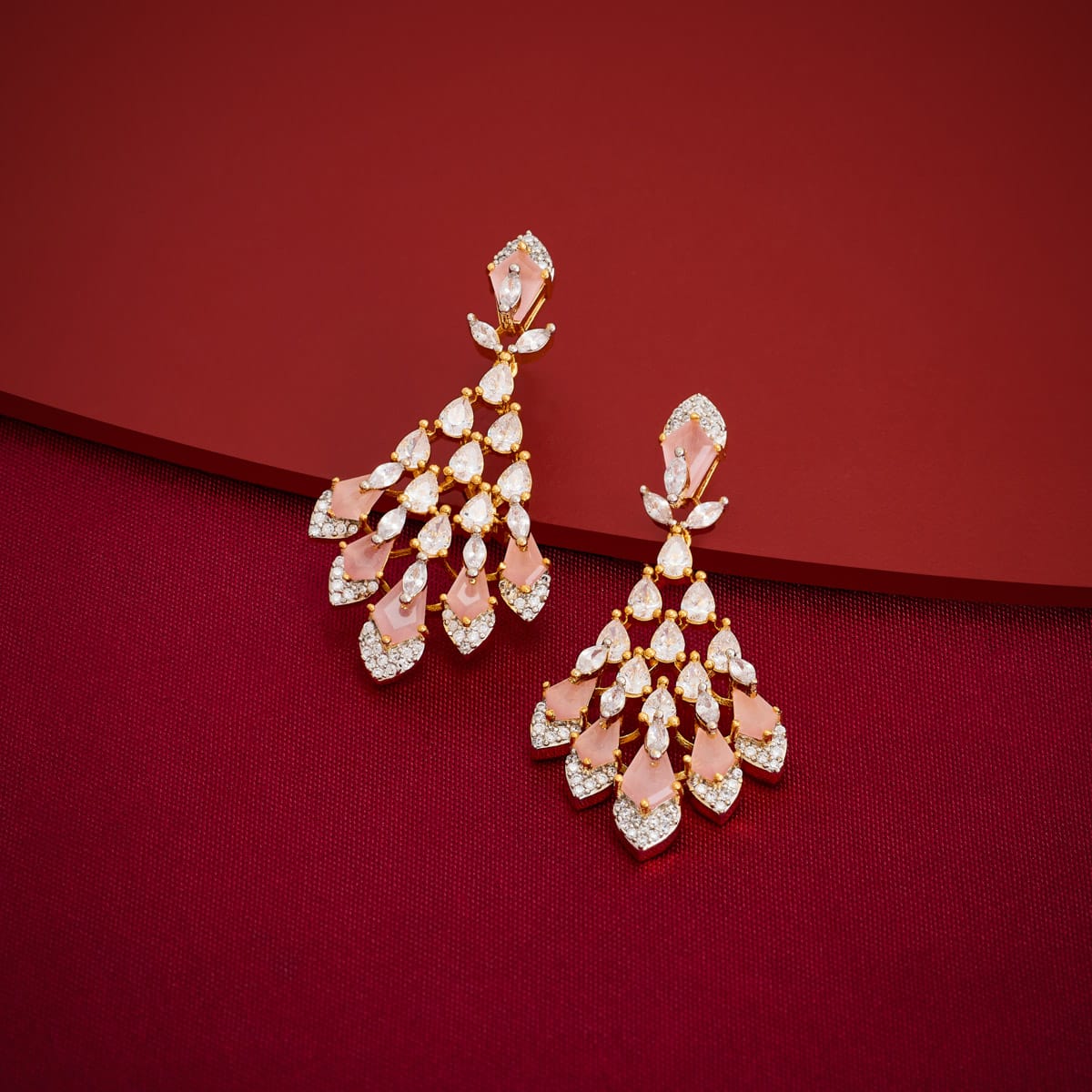 Zircon Earring Zircon Earring 194065