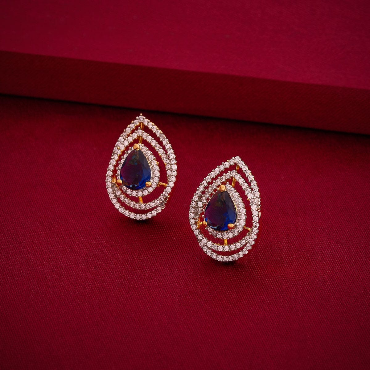 Zircon Earring Zircon Earring 194067