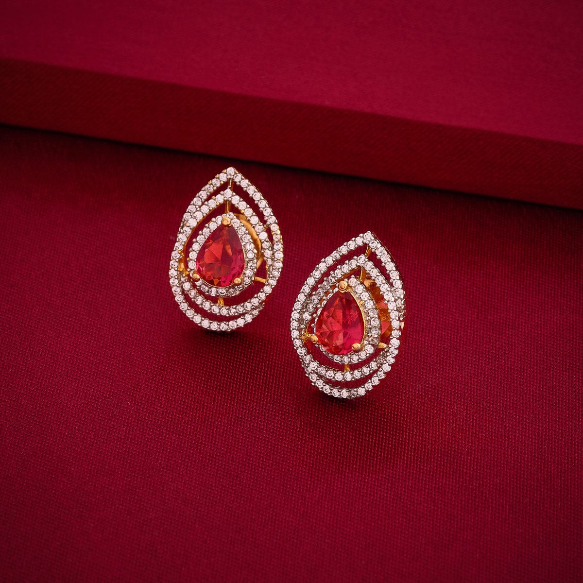 Zircon Earring Zircon Earring 194067
