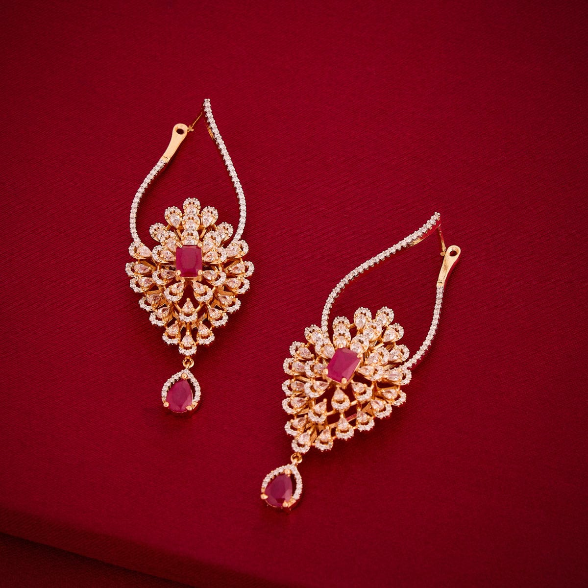Zircon Earring Zircon Earring 194082
