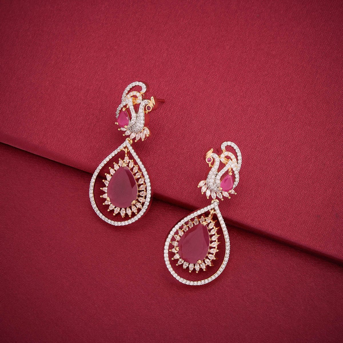 Zircon Earring Zircon Earring 194084