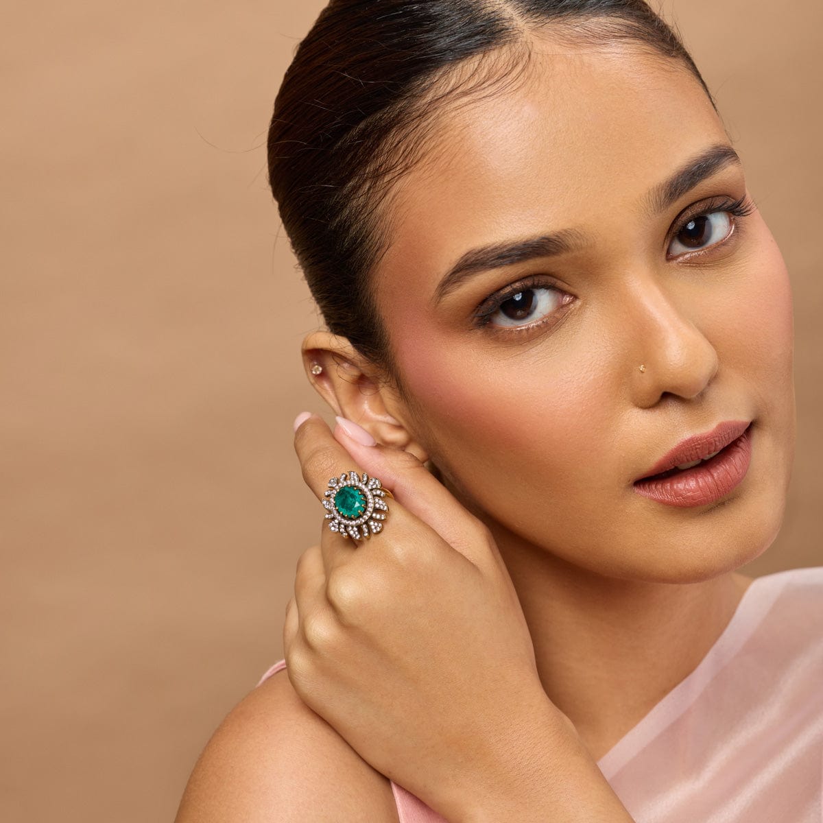 Zircon Finger Ring Zircon Finger Ring 188628