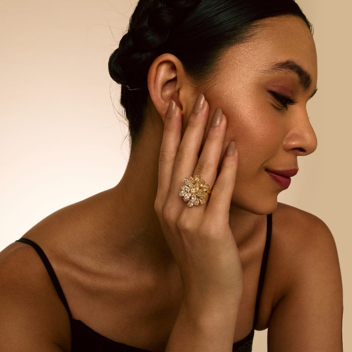 Zircon Finger Ring Zircon Finger Ring 195313