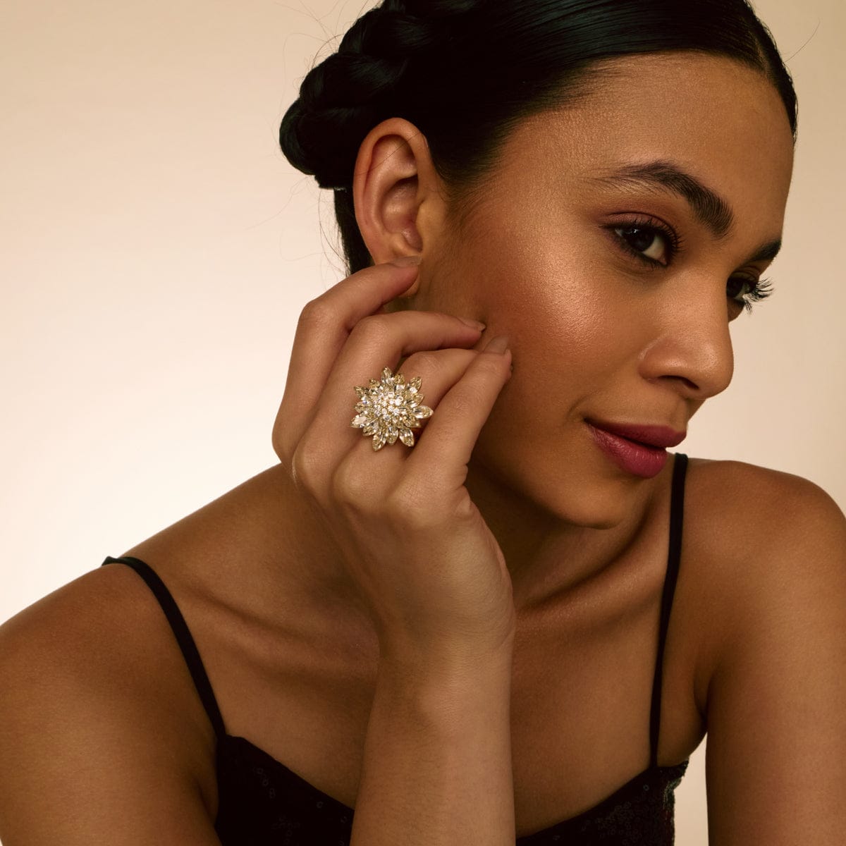 Zircon Finger Ring Zircon Finger Ring 195320