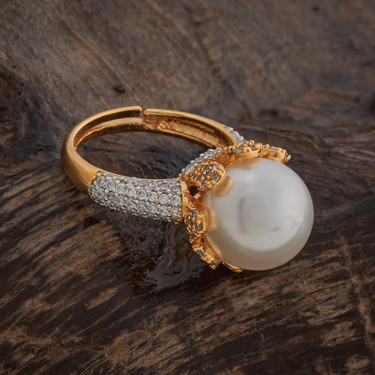 Zircon Finger Ring Zircon Finger Ring 182845