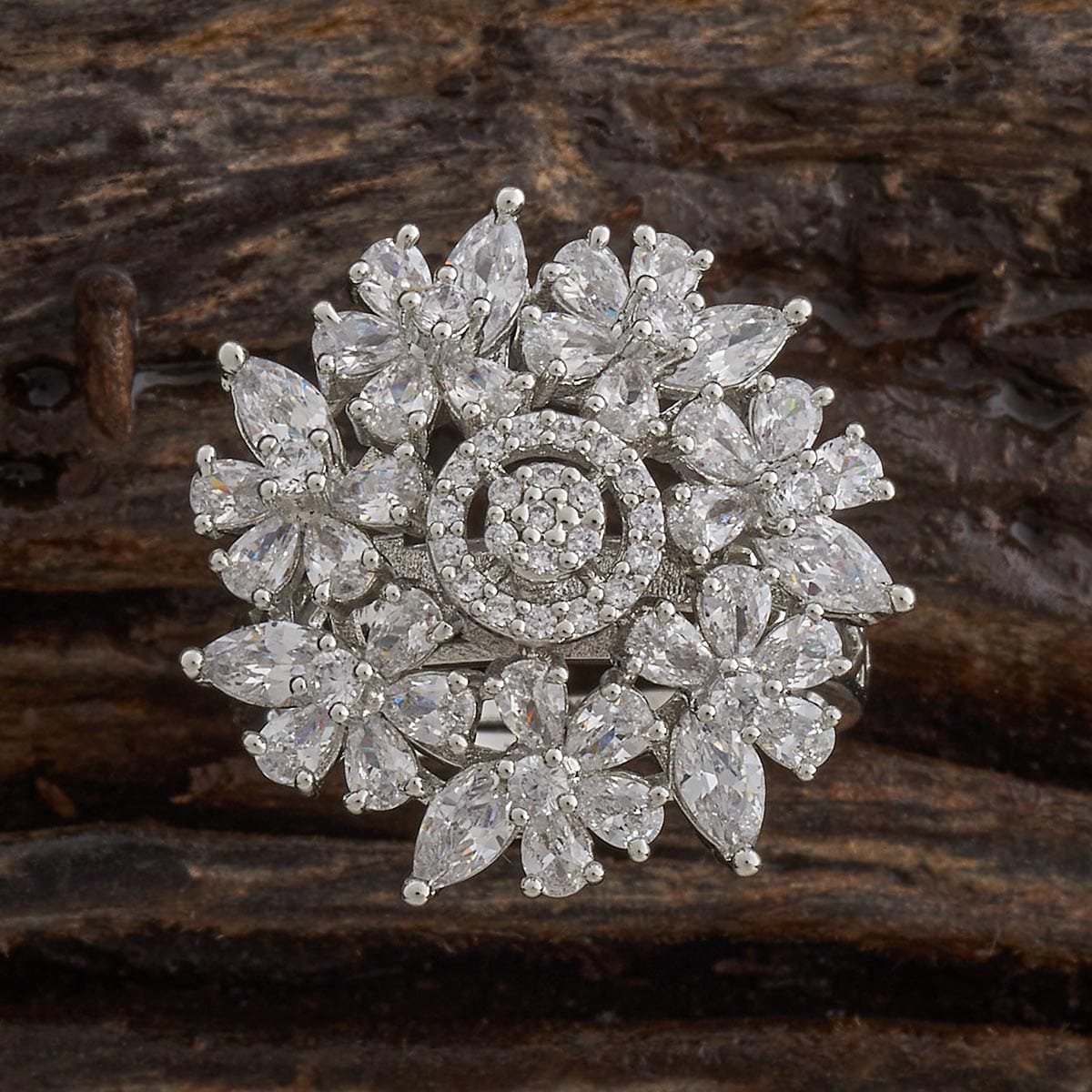 Zircon Finger Ring Zircon Finger Ring 182443