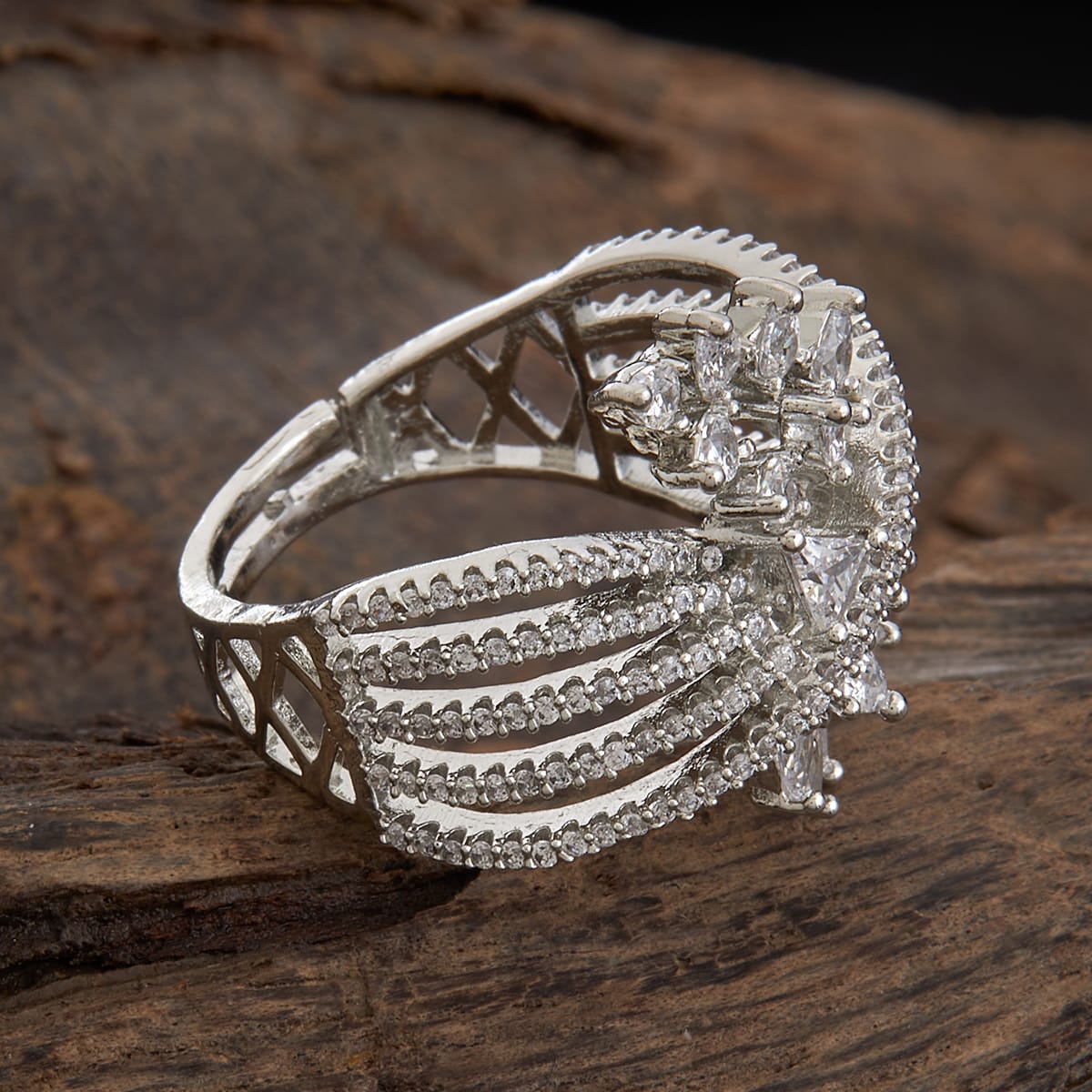 Zircon Finger Ring Zircon Finger Ring 157750