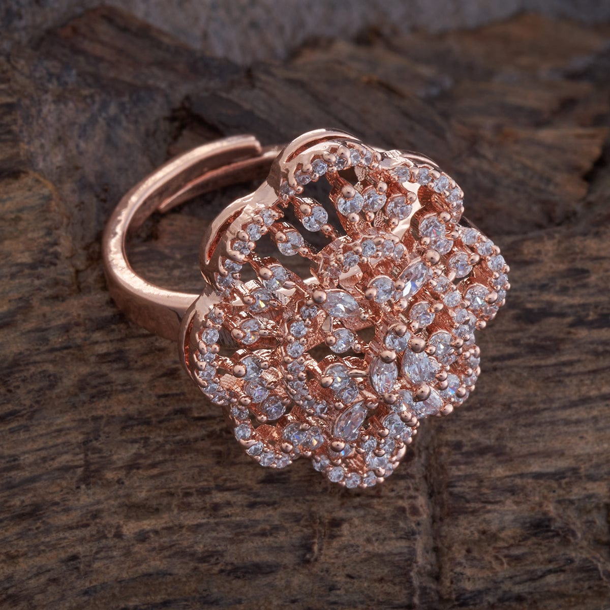 Zircon Finger Ring Zircon Finger Ring 173107