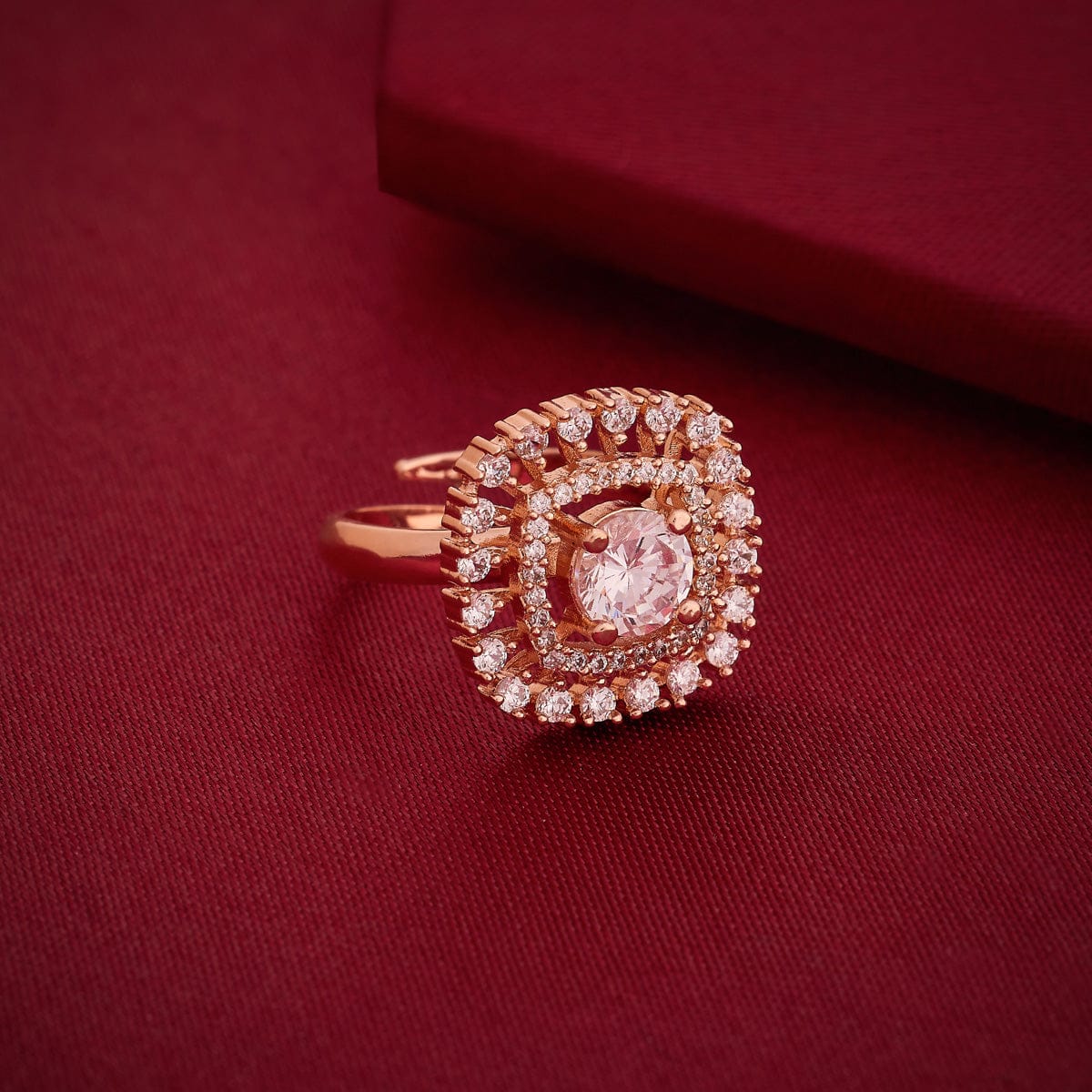 Zircon Finger Ring Zircon Finger Ring 177309