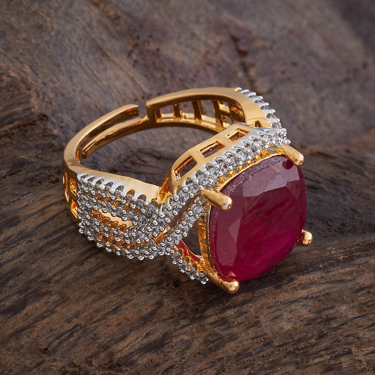 Zircon Finger Ring Zircon Finger Ring 177338