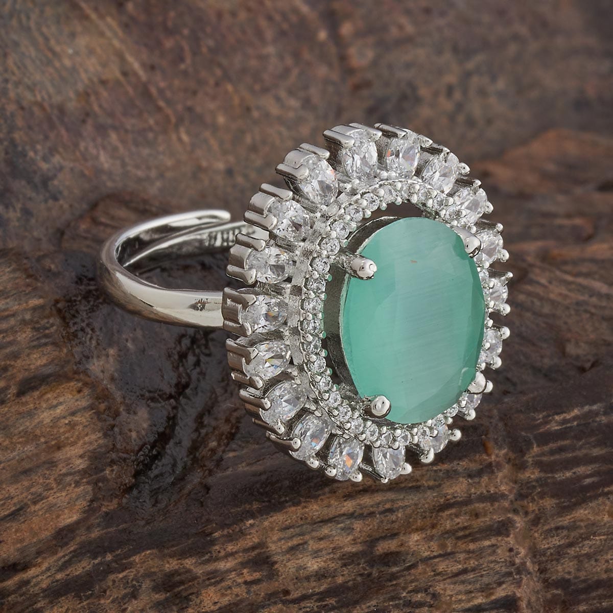 Zircon Finger Ring Zircon Finger Ring 180305