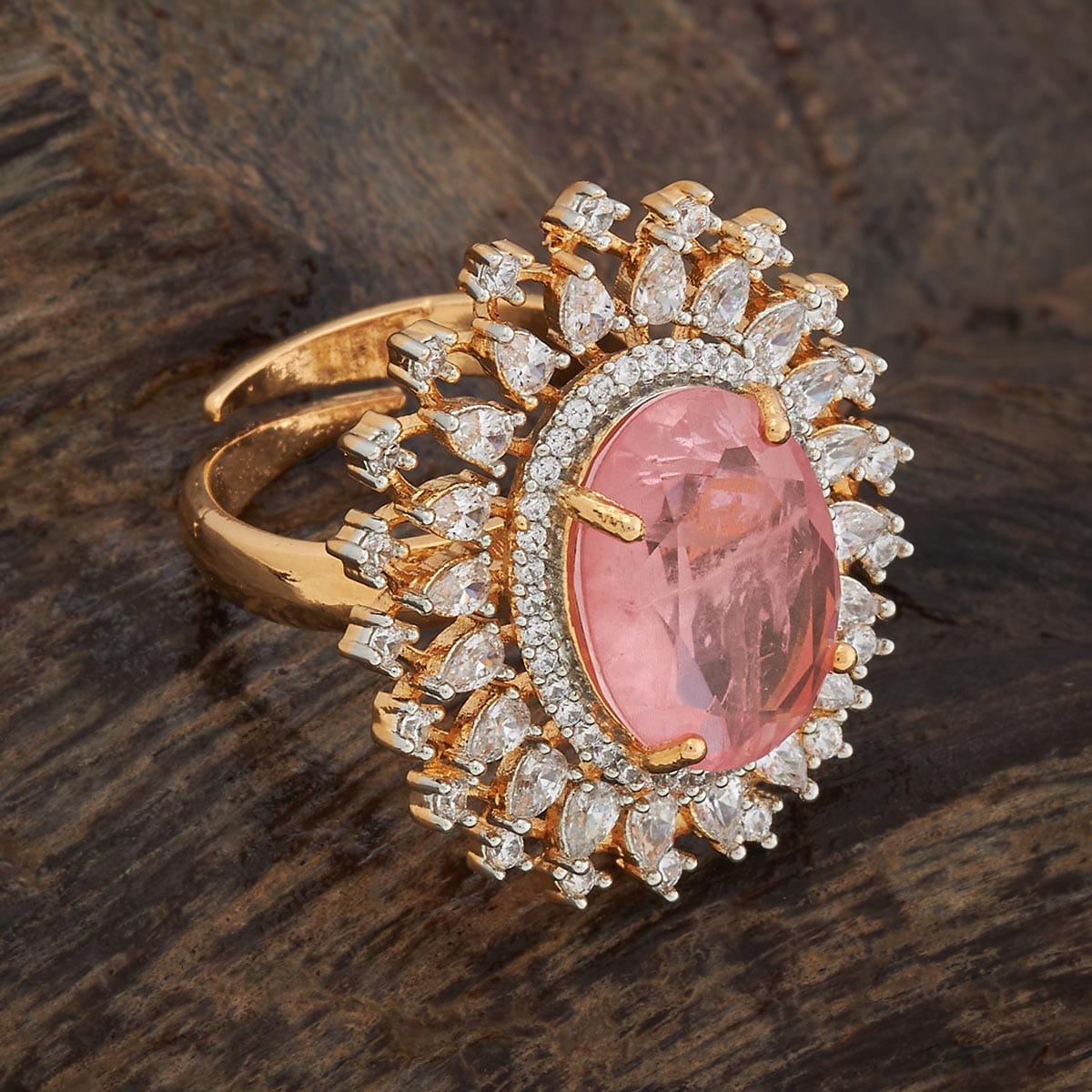 Zircon Finger Ring Zircon Finger Ring 180312