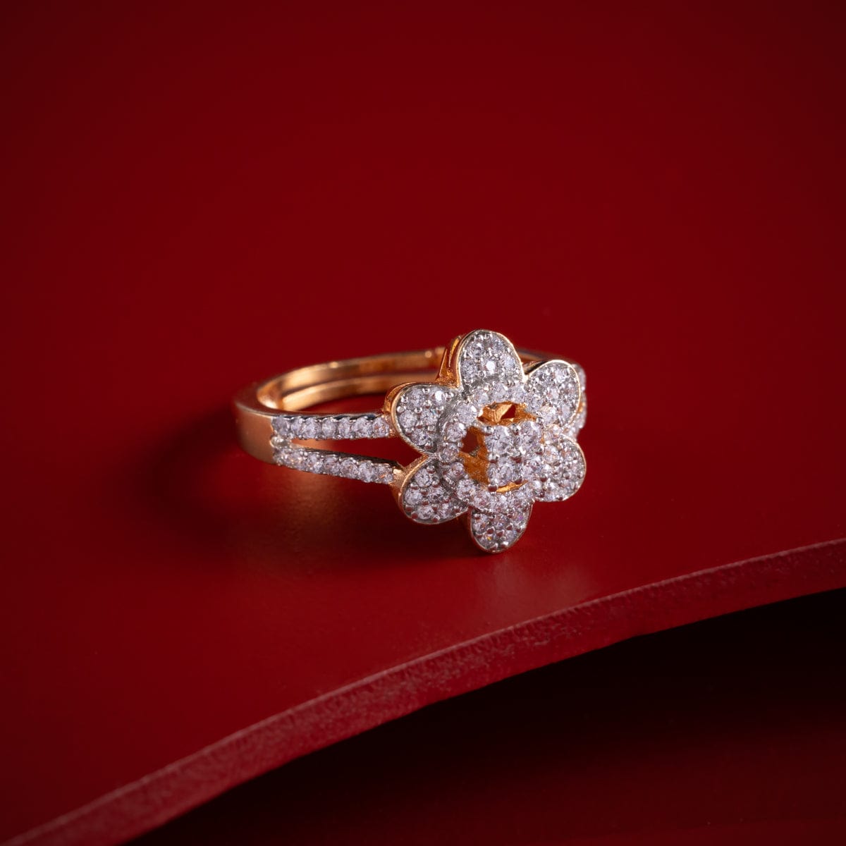 Zircon Finger Ring Zircon Finger Ring 182441