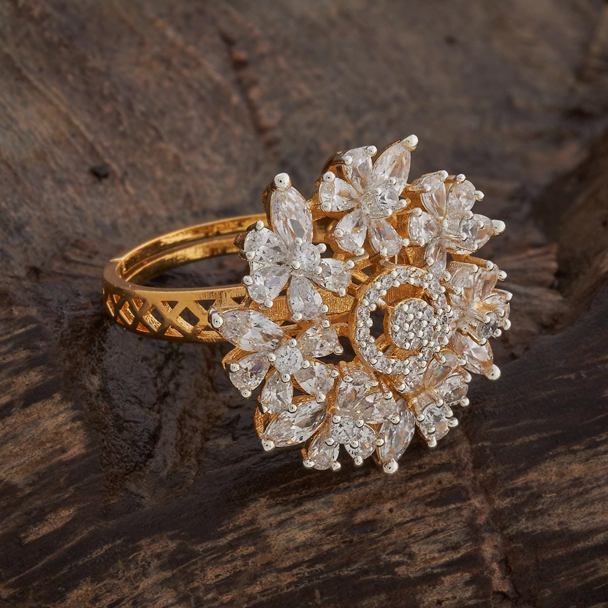 Zircon Finger Ring Zircon Finger Ring 182443