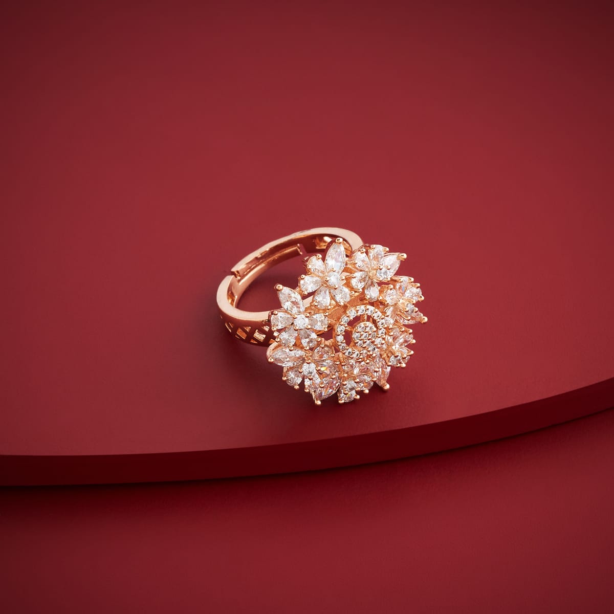 Zircon Finger Ring Zircon Finger Ring 182443