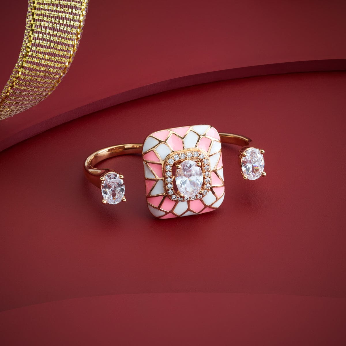 Zircon Finger Ring Zircon Finger Ring 182640